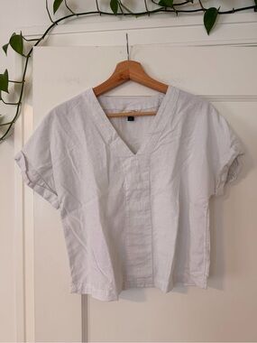Universal Thread White V-Neck Boxy Blouse